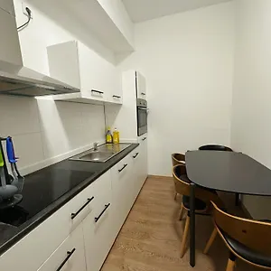 2schlafenzimmer 5betten Montuerwhonung Deutschland